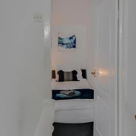 Stay With Alexandra 2 Free Parking - High Speed Free Wifi Liverpool Esterno foto
