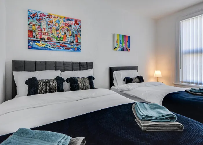 Stay With Alexandra 2 Free Parking - High Speed Free Wifi