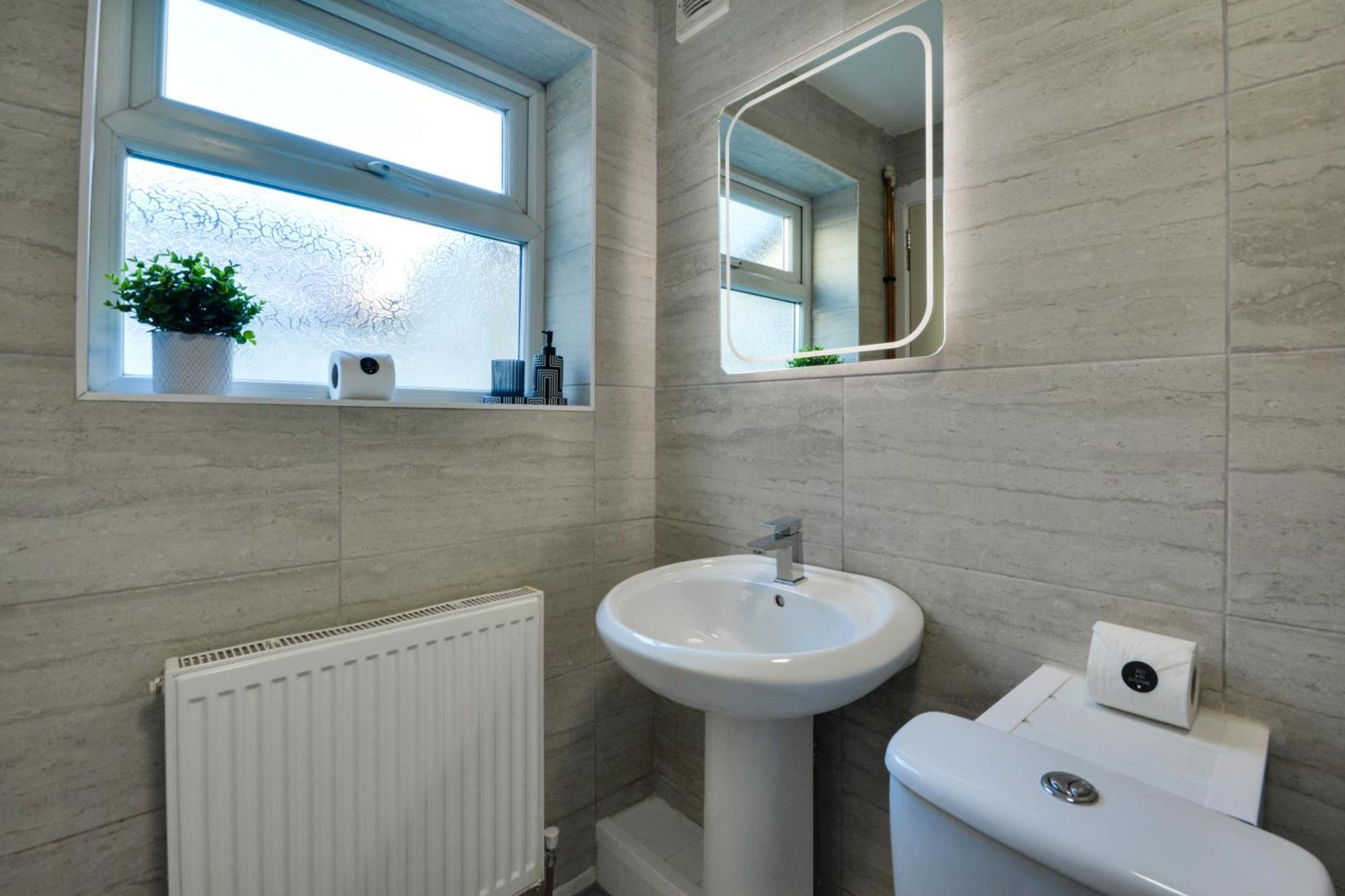 With Alexandra 2 Free Parking - High Speed Free Wifi Close To Stadiums Liverpool